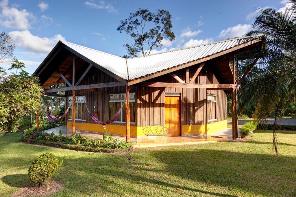 Hotel Brisas Arenal La Fortuna ภายนอก รูปภาพ