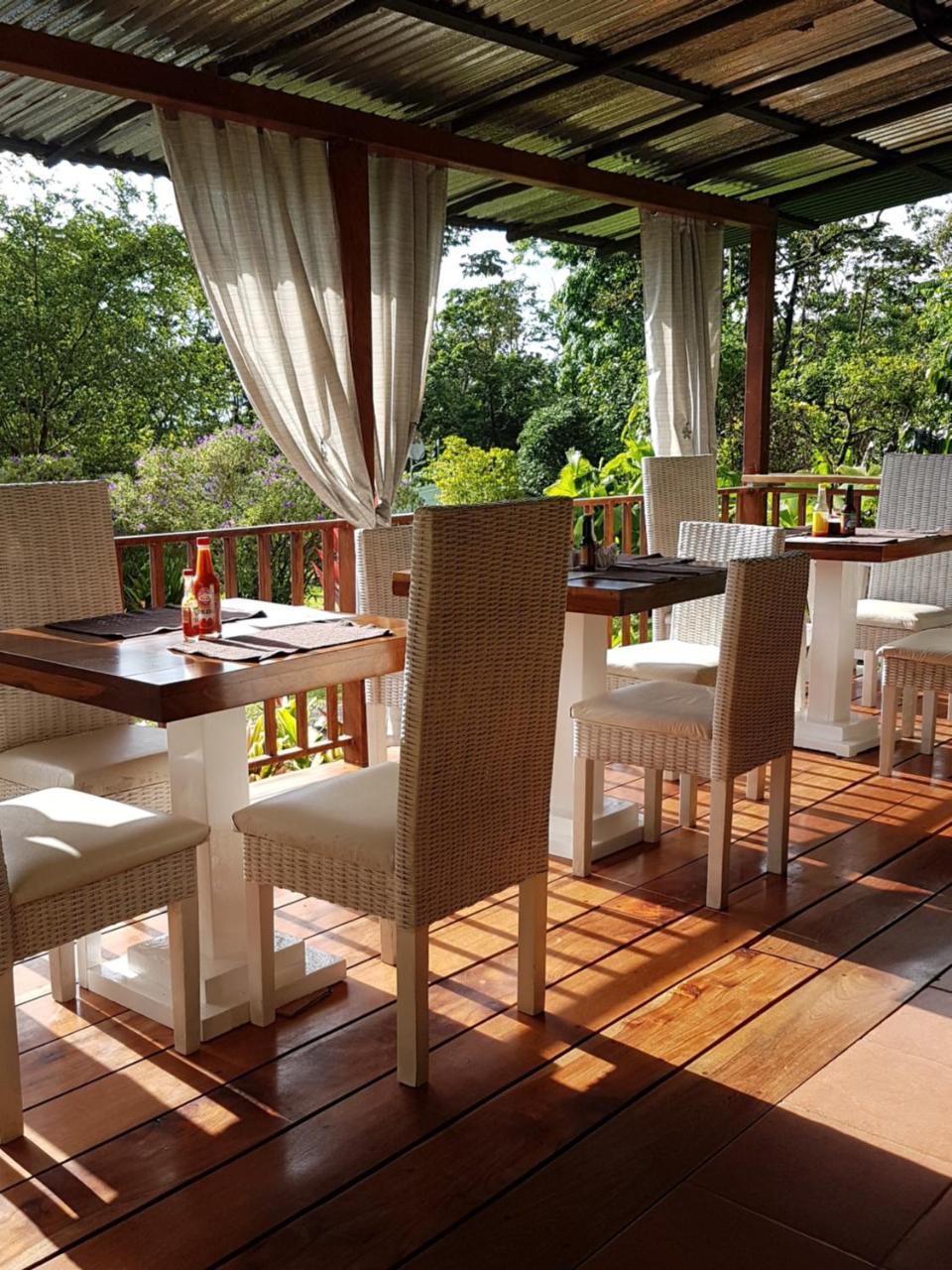 Hotel Brisas Arenal La Fortuna ภายนอก รูปภาพ